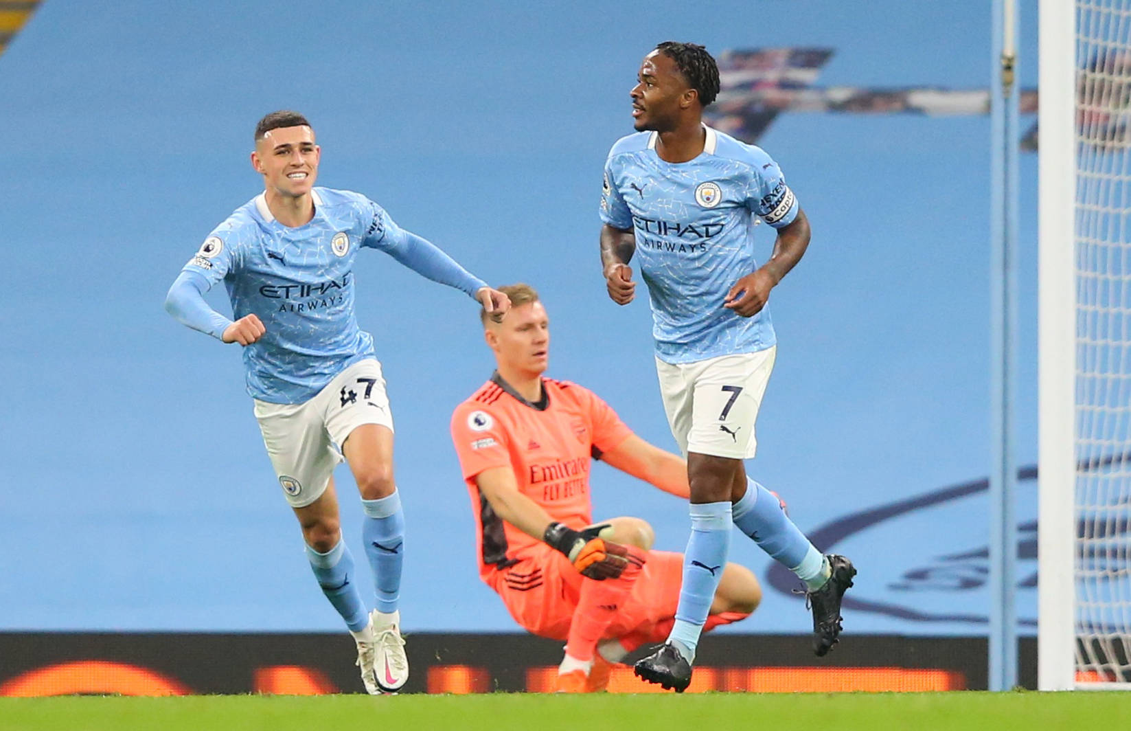 8年夺得世 8年夺得世