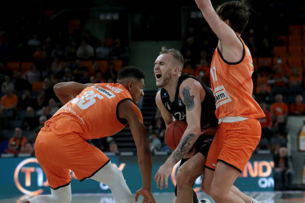 否冲击队史 否冲击队史